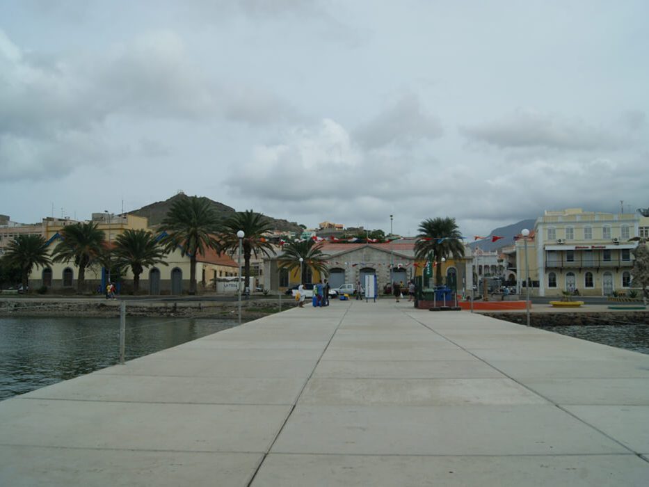 Entrée de la marina de Mindelo-Sao Vicente, Cap-vert