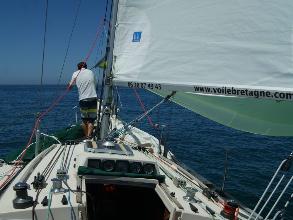 Manœuvres avec skipper sur voilier First 32
