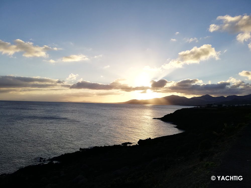 Coucher de soleil sur Lanzarote et Fuerteventura